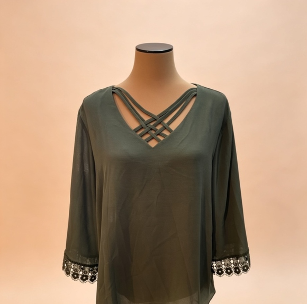 Olive Green Lattice V-Neck Women's Top with Lace Cuffs